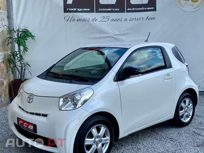 Toyota iQ 1.4 D-4D 2 NAVI+Bluetooth