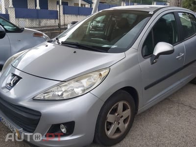 Peugeot 207 1.4 VTi Access