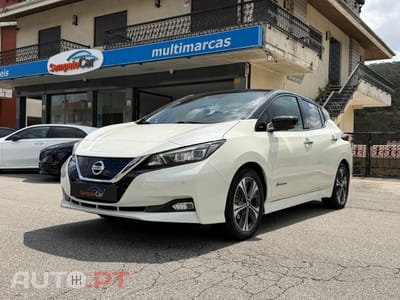 Nissan Leaf N-Connecta Two Tone