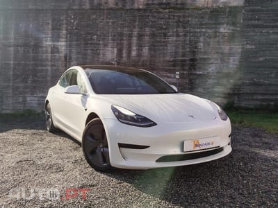Tesla Model 3 Standard Range Plus RWD
