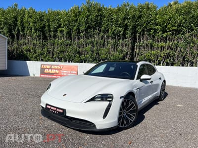 Porsche Taycan 4S