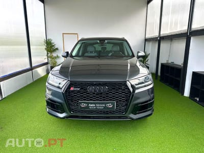 Audi Q7 quattro
