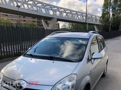 Toyota Corolla Verso D-4D