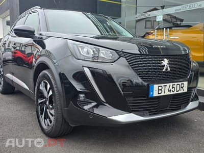 Peugeot E-2008 50 kWh Allure Pack