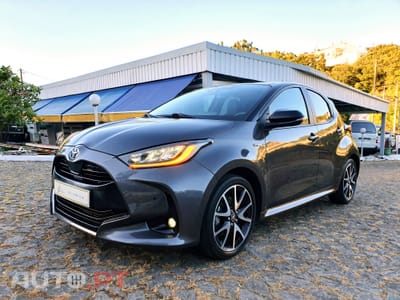 Toyota Yaris 1.5 VVT-i Hybrid Dynamic Force Luxury