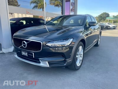 Volvo V90 Cross Country 2.0 D4 AWD