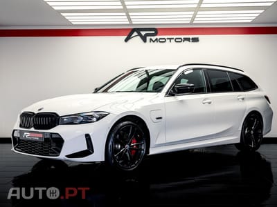 BMW 330 e Pack Desportivo M Auto