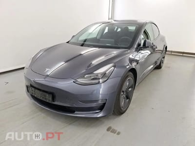 Tesla Model 3 Standard Range Plus RWD