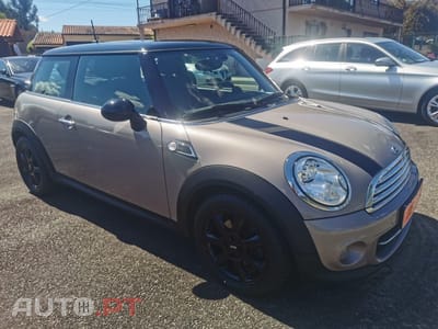 MINI Cooper Cooper D Baker Street