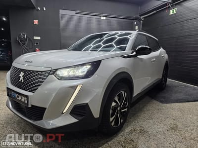 Peugeot E-2008 50 kWh Allure Pack