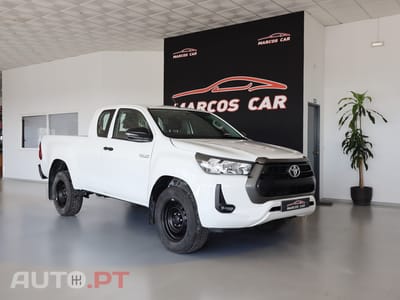 Toyota Hilux 2.4 D LN105L Cx Metalica