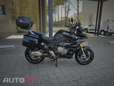 BMW S Triple black & Akrapovic