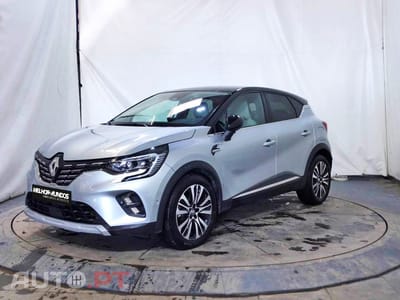 Renault Captur E-Tech Initiale Paris