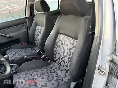 Volkswagen Golf 1.4 FSi Confortline