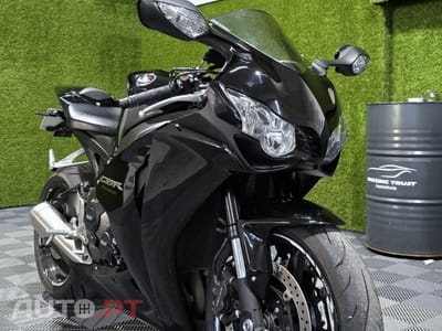 Honda CBR 1000 RR Fireblade