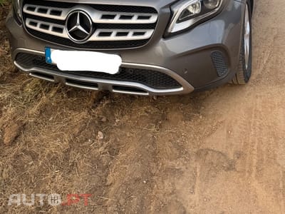 Mercedes-Benz 200 GLA