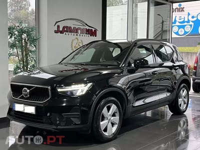 Volvo XC40 1.5 T3 Momentum Plus