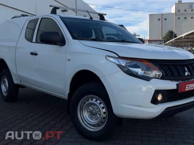 Mitsubishi L200 2.4 DI-D CD Invite Space Cab 3L 4WD