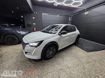 Peugeot E-208 50 kWh Active Pack