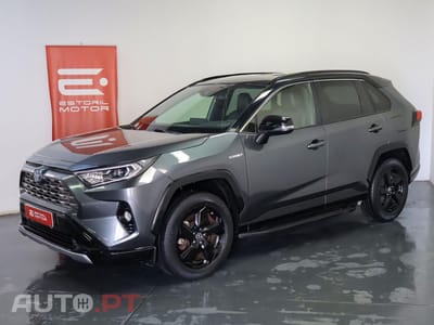 Toyota RAV4 2.5 Hybrid SQUARE Collection
