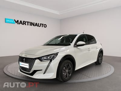 Peugeot E-208 50 kWh Allure Pack