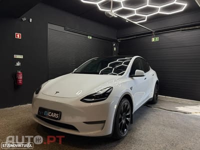 Tesla Model Y Long Range Dual Motor AWD