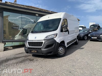 Peugeot Boxer 2.2 BlueHDi 330 L2H2 Premium