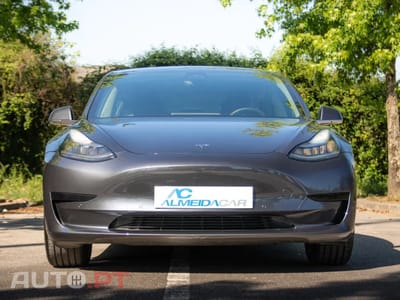Tesla Model 3 Standard Range Plus RWD