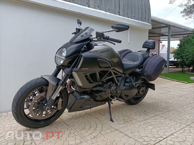 Ducati Diavel 1200 STRADA ABS