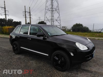 Porsche Cayenne V6