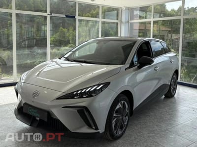 MG MG4 64 kWh Luxury