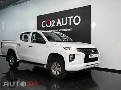 Mitsubishi L200 2.3 DI-D CD Invite 4WD