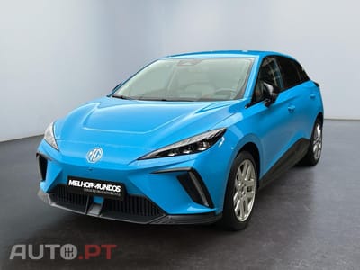 MG MG4 64 kWh Luxury