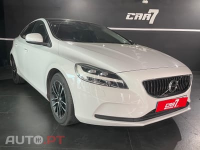 Volvo V40 2.0 D2 Momentum Eco