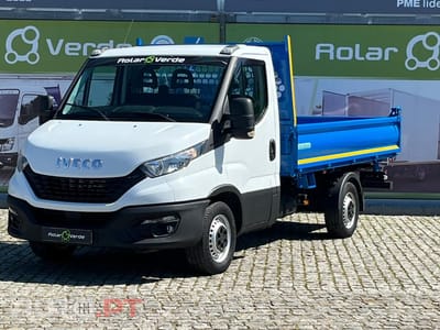 Iveco Daily BASCULA TRILATERAL