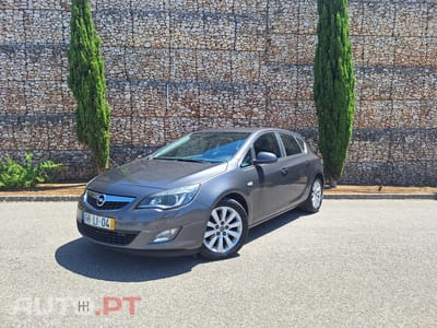 Opel Astra 1.7 CDTi Cosmo
