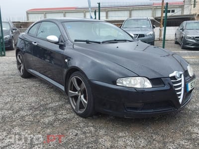 Alfa Romeo GT 1.9 JTD M-JET Q2 Distinctive