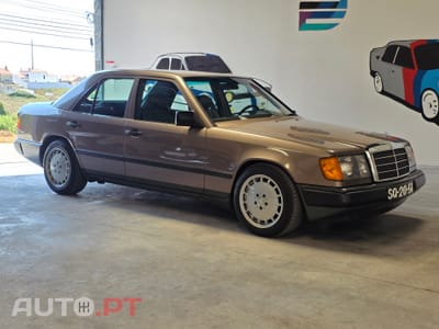Mercedes-Benz 300 D
