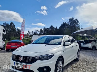 Fiat Tipo 1.3 M-Jet Lounge Hatchback
