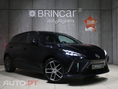 MG MG4 64 kWh Luxury