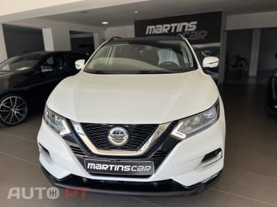 Nissan Qashqai 1.3 DIG-T N-Connecta J18 DCT