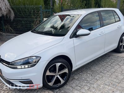 Volkswagen Golf 1.6 TDI Confortline