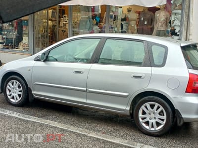 Honda Civic 1.7 CDTI exclusive