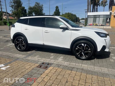 Peugeot 2008 1.2 PureTech Allure