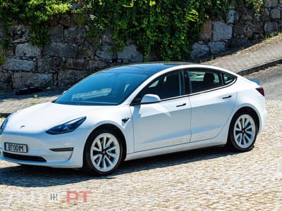 Tesla Model 3 Long Range AWD Dual Motor