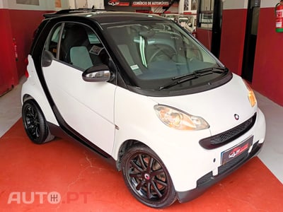 Smart ForTwo Coupé 1.0 MHD Passion 61