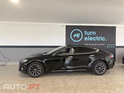 Tesla Model S Long Range