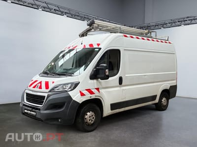 Peugeot Boxer 2.0 BlueHDi 330 L2H2 Premium