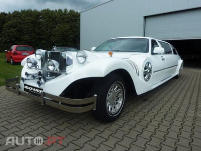 Lincoln Town Car Excalibur Stretchlimousine