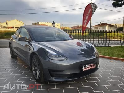 Tesla Model 3 Standard Range Plus RWD